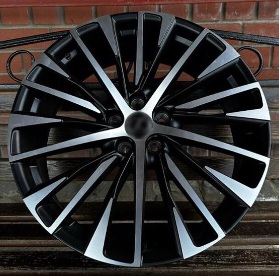 Диск Replica Fr Lx 5252 20x8 5x114.3 ET30 DIA60.1 BMF